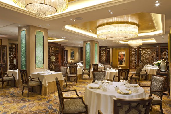 shang-palace-main-dining-room-c-shangri-la